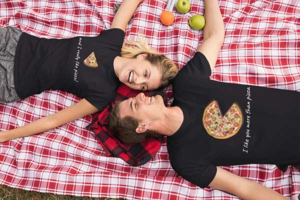 I like you more than pizza páros póló - fekete színben