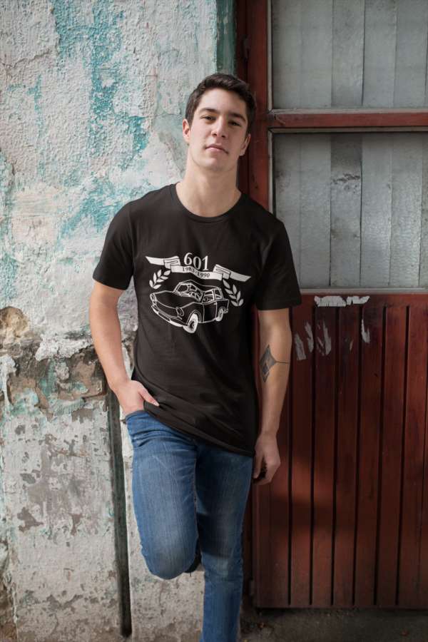 Trabant 2 fekete póló