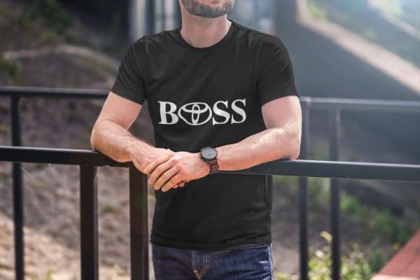 Toyota… BOSS fekete póló