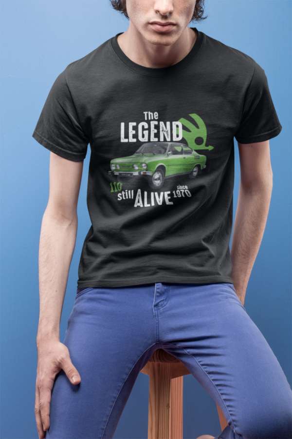 The legend 110 still alive fekete póló