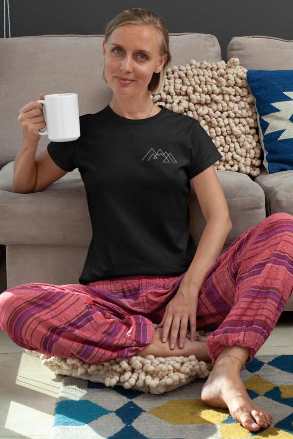 Mountain line fekete póló