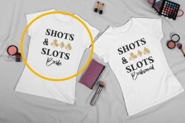 Shots & Slots Bride, Bridesmaid fehér póló 1