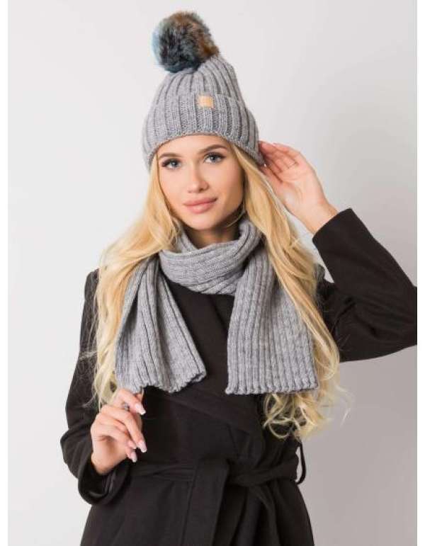 Női szett sapkával és sállal Rubby RUE PARIS szürke