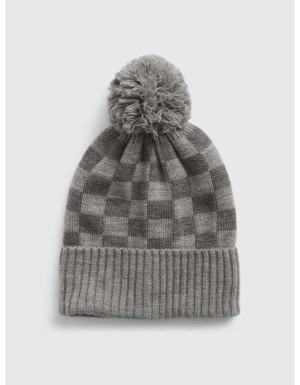 Baba sapka pomponnal