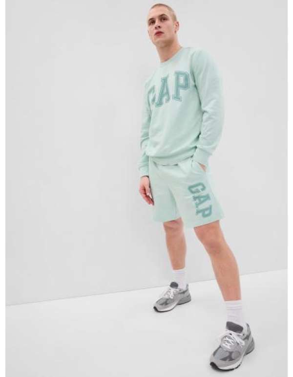 GAP logóval ellátott rövidnadrág
