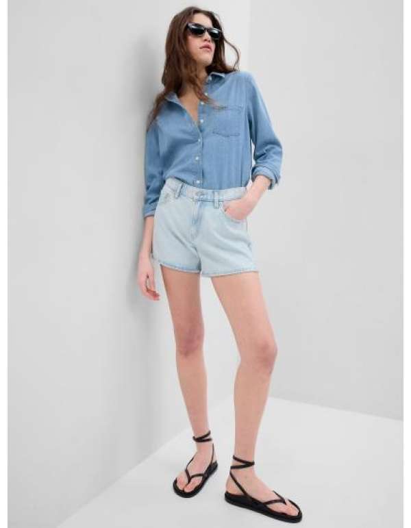 Alacsonyan emelkedő stride rövidnadrág