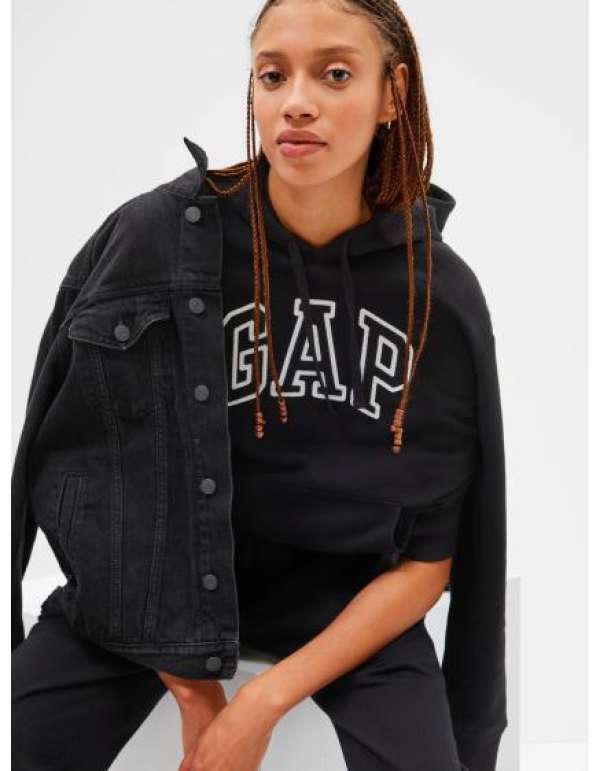 GAP logóval ellátott pulóver