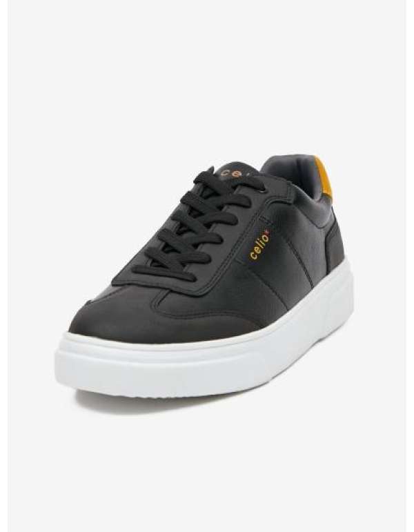 Fekete szabadidős tornacipő