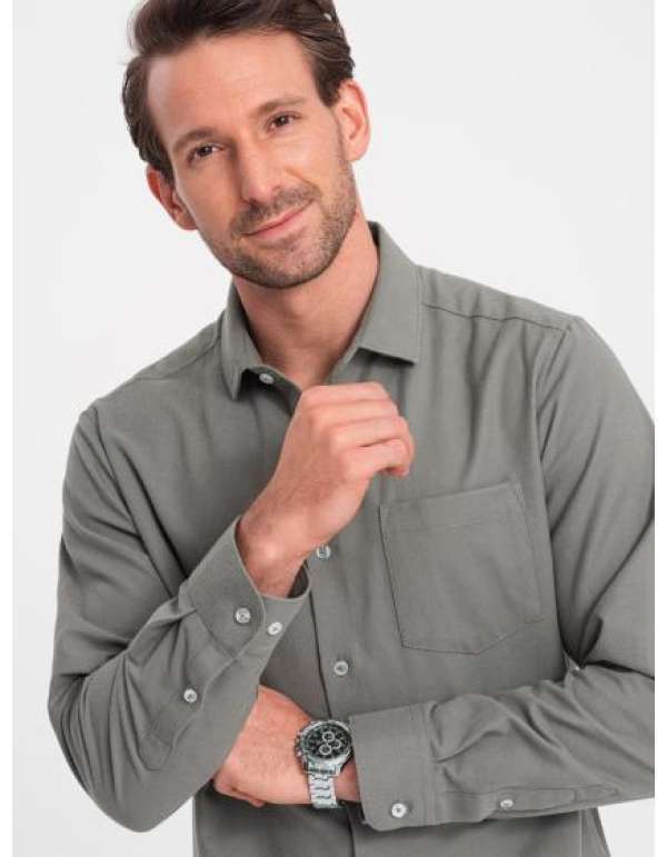 Férfi REGULAR FIT ing zsebbel V4 OM-SHCS-0148 khaki színű OM-SHCS-0148