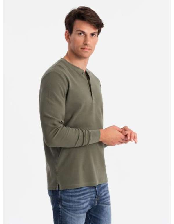 Férfi hosszú ujjú, gaffelkötésű ing gombokkal a nyaknál, olívazöld színben