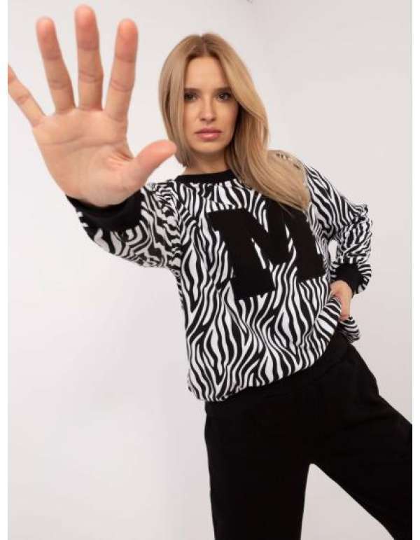 Fekete-fehér tréningruha szett M betűvel