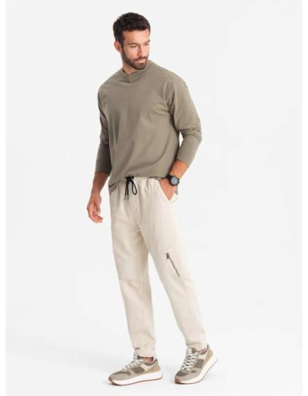 Férfi kötött tréningnadrág cargo zsebekkel - krém színű