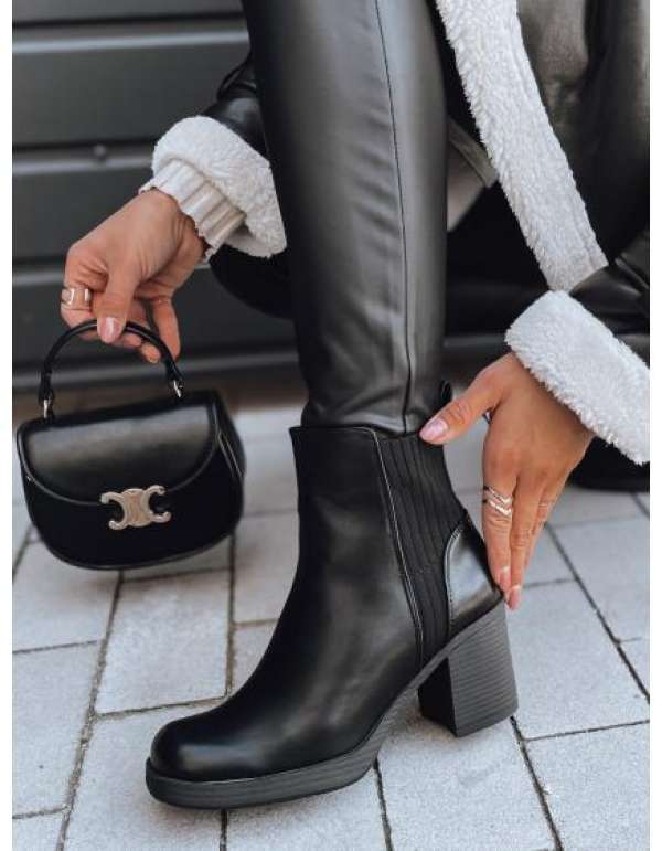 Női BLACKOUT magas szárú csizma fekete