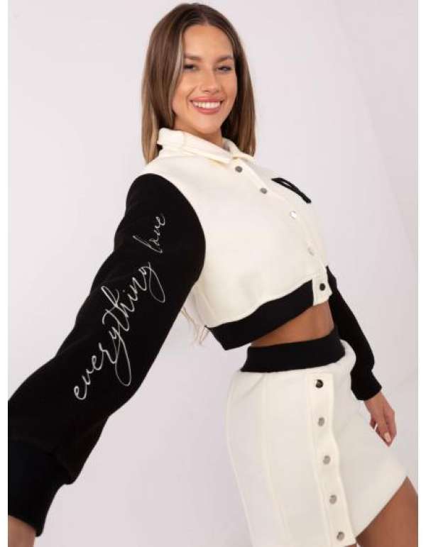 Ecru alkalmi szett blúzzal és szoknyával