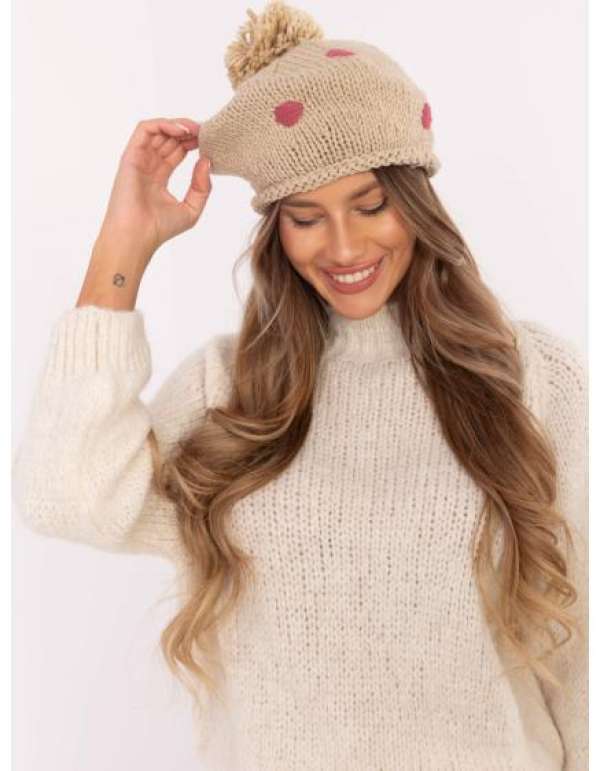 Bézs színű téli sapka barett sapkával