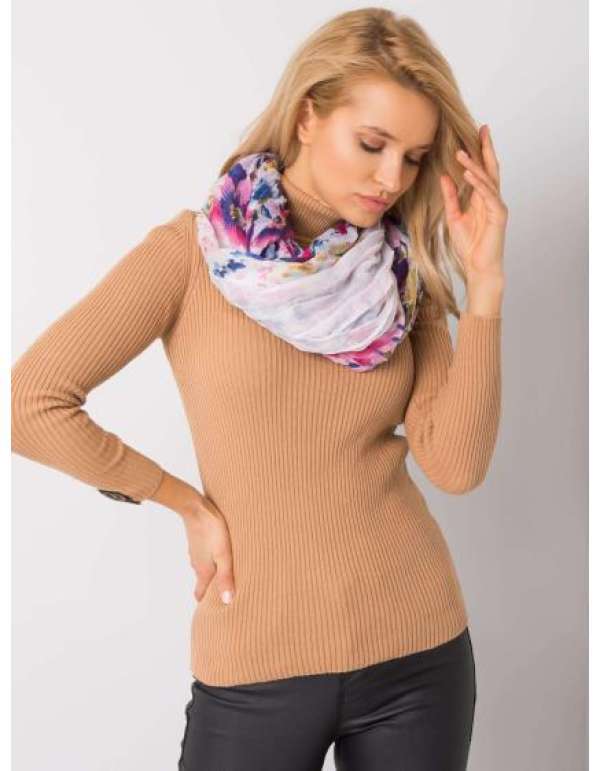 Fehér virágos sál