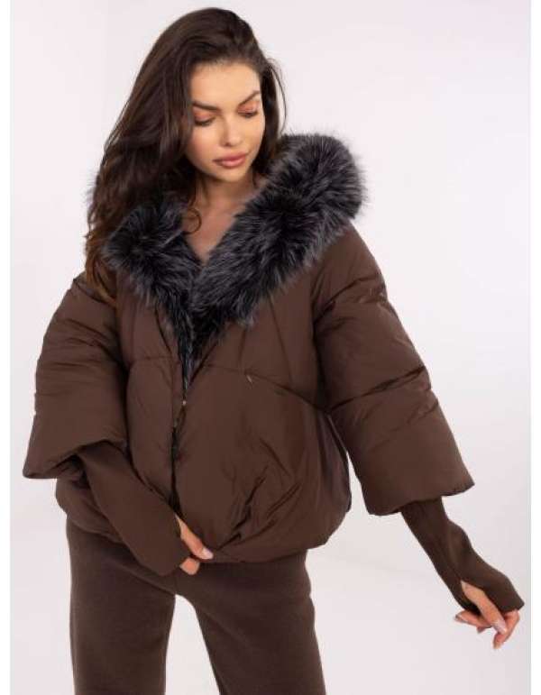 Barna kabát levehető mandzsettával