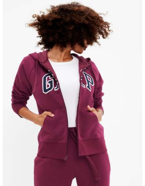 GAP logóval ellátott pulóver