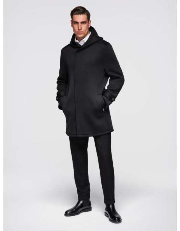 Férfi minimalista, közepes hosszúságú kabát kapucnival – fekete V4 OM-COLC-0144