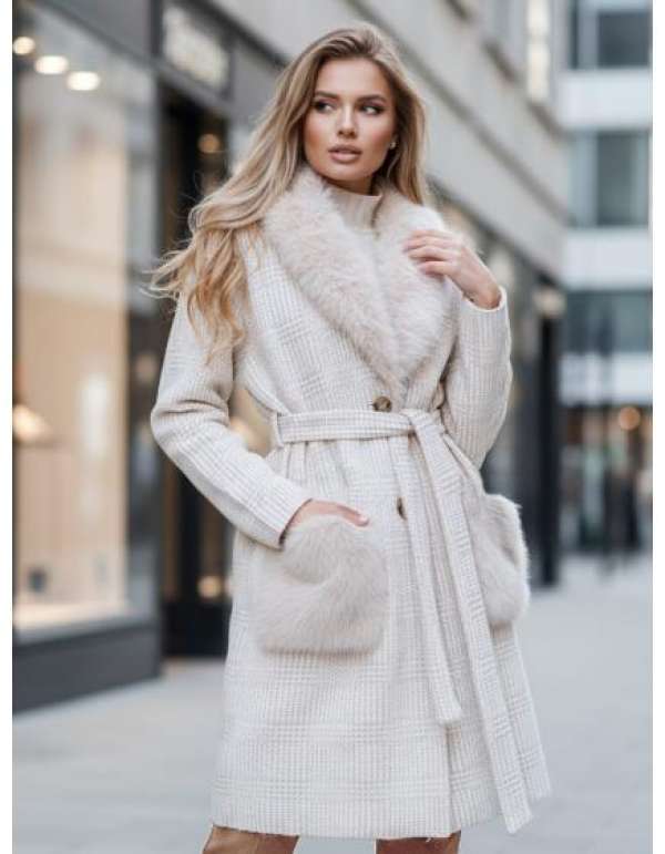 Bézs női kabát szőrme díszítéssel