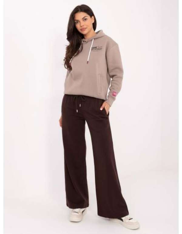 Csokoládé színű, széles szárú tréningnadrág