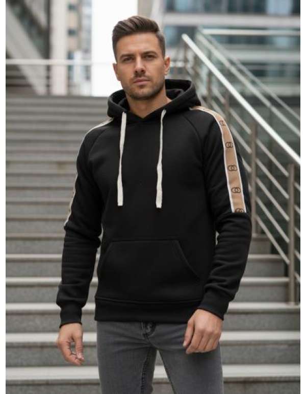 Férfi fekete kapucnis pulóver