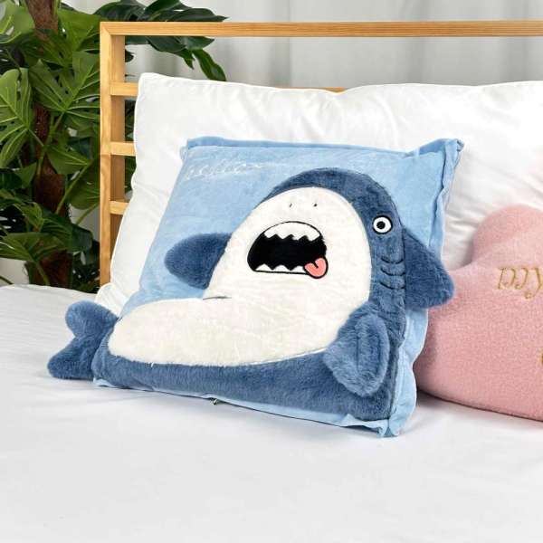 Cápa mintás 2in1-ben gyerek párna-takaró