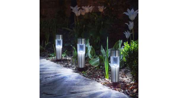 Elegáns LED Kerti Szolárlámpa - Automata Világítás, IP44 Vízálló