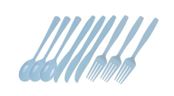 9 db-os színes műanyag evőeszköz készlet