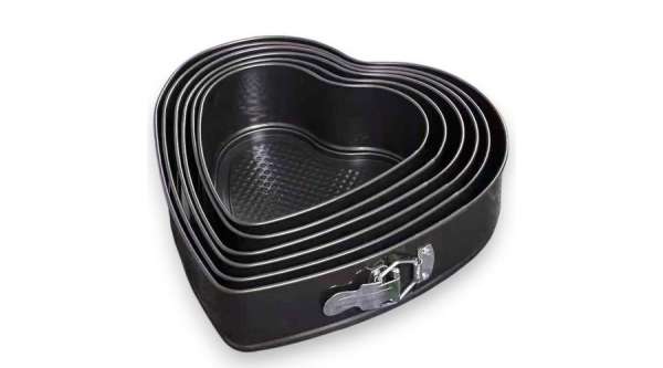 6 részes szív alakú kapcsos tortaforma készlet