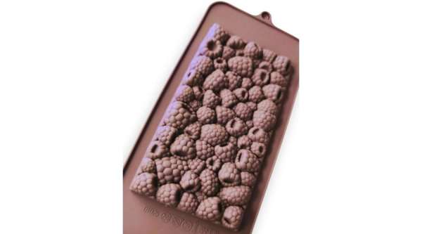 Málna mintás szilikon táblás csoki forma