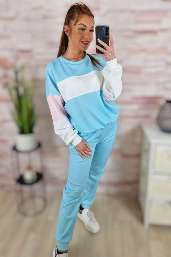 Laza és bő felsőrészű, színes, melegítő, szabadidő szett M-L