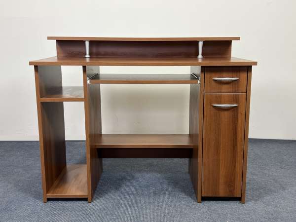 TS02 számítógépasztal 2 (OUTLET)