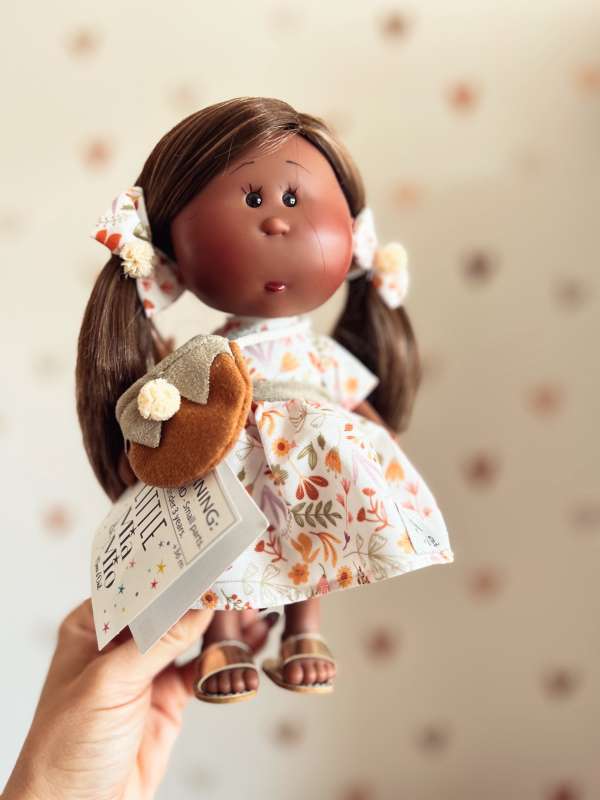 Kézműves spanyol baba- Little Mia, 23 cm