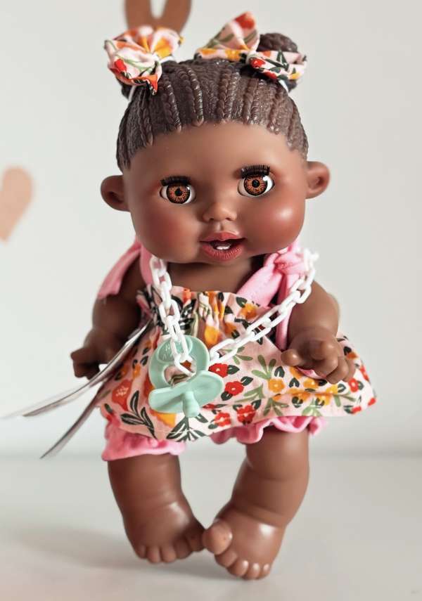 Kézműves spanyol baba- pislogó, Pepotes 26cm