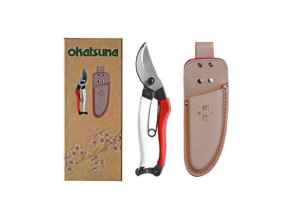 Okatsune 103 metszőolló + 108 bőrtok készlet