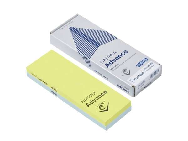 Naniwa Advance 2000/5000 grit kombinált fenőkő