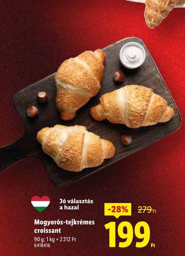 Mogyorós-tejkrémes croissant