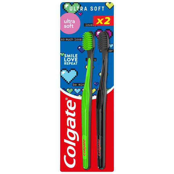 Colgate Ultra Soft lágy fogkefe - 2 db