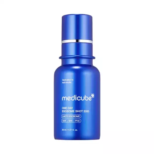 Medicube One Day Exosome Shot mikrotűs pórusszabályzó és regeneráló szérum exoszómákkal (2000 ppm) - 30 ml