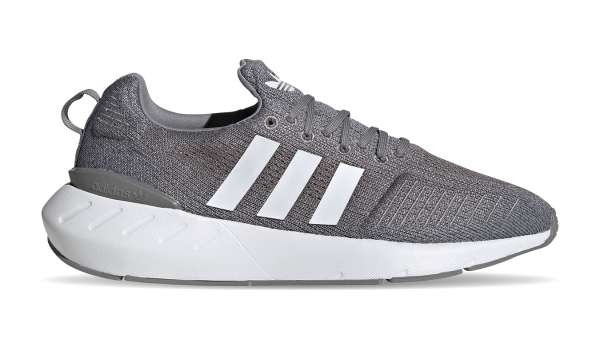 adidas Swift Run 22