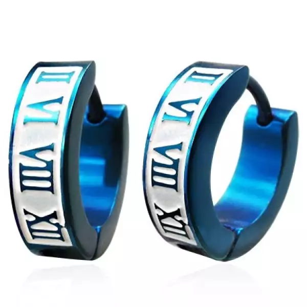 Kék, acél fülbevaló római számokkal, anodizált