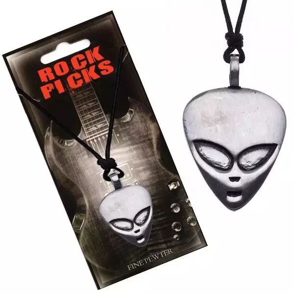 Zsinóros nyakék - fekete, lapos földönkívüli fej