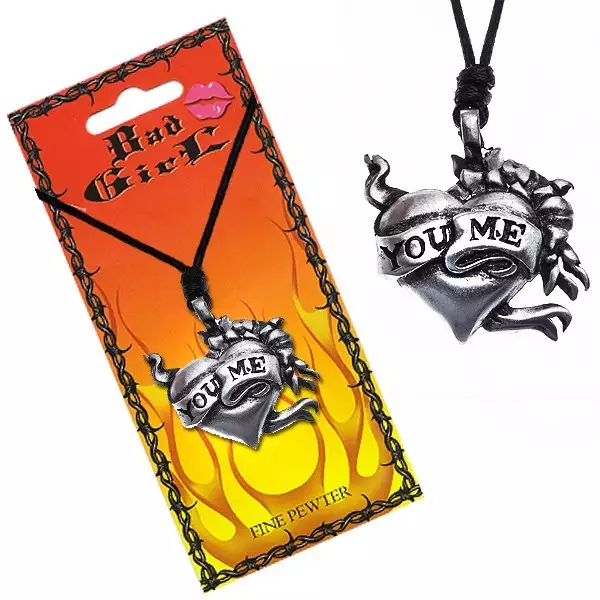 Nyaklánc szív alakú érmével, virágok, szalag, 