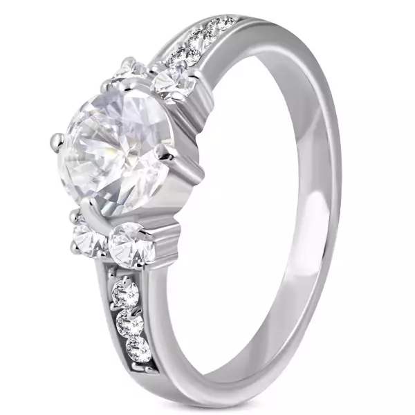 316L acél eljegyzési gyűrű - egy nagy cirkónia középen és kisebbek az oldalain - Nagyság_ 57