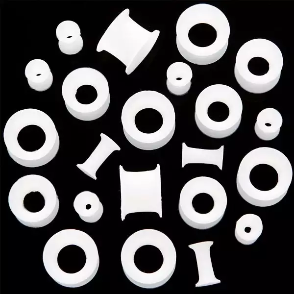 Fültágító alagút - üreges fehér kör - A piercing vastagsága: 7 mm