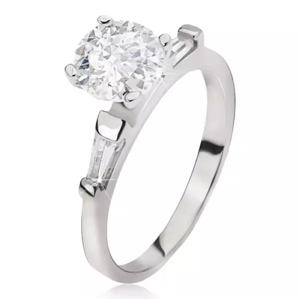 Ezüst gyűrű - nagy átlátszó kerek cirkónia, trapéz kövek - Nagyság_ 56