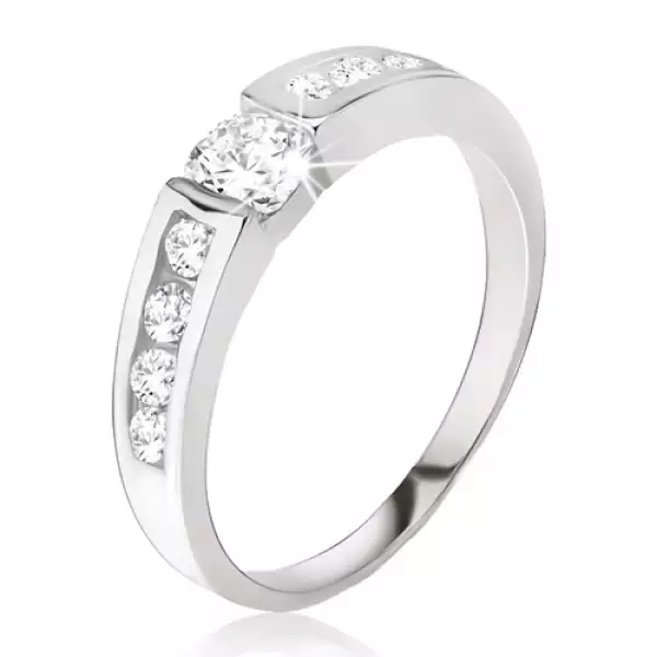 Ezüst gyűrű - átlátszó cirkónia a foglalatban, apró kövek a szárakon - Nagyság_ 63