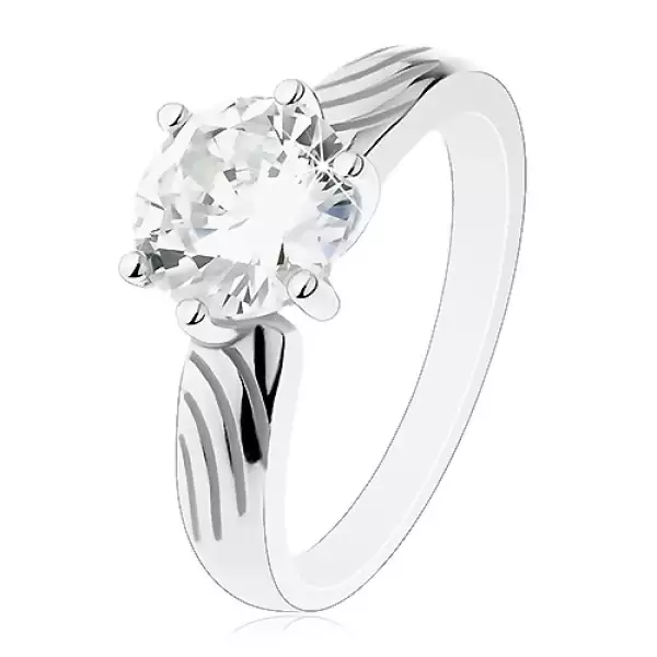 925 ezüst gyűrű, nagy átlátszó cirkónia, vágatok a szárakon - Nagyság_ 57