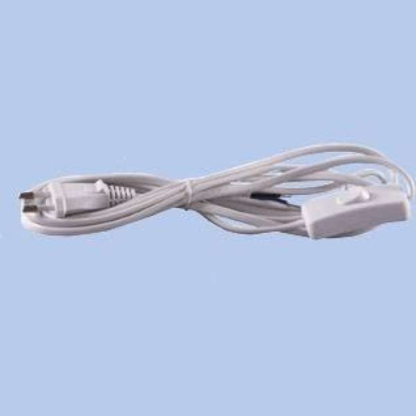 Szerelt vezeték kapcsolóval Fehér